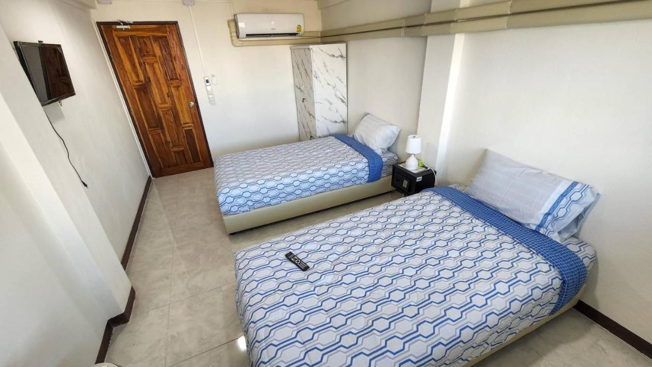 Apartment A4 Dindaeng Bangkok Exterior foto